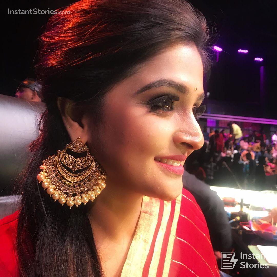 1080x1080 Remya Nambeesan New HD Beautiful photo in Red & Black Sarees (1080p)