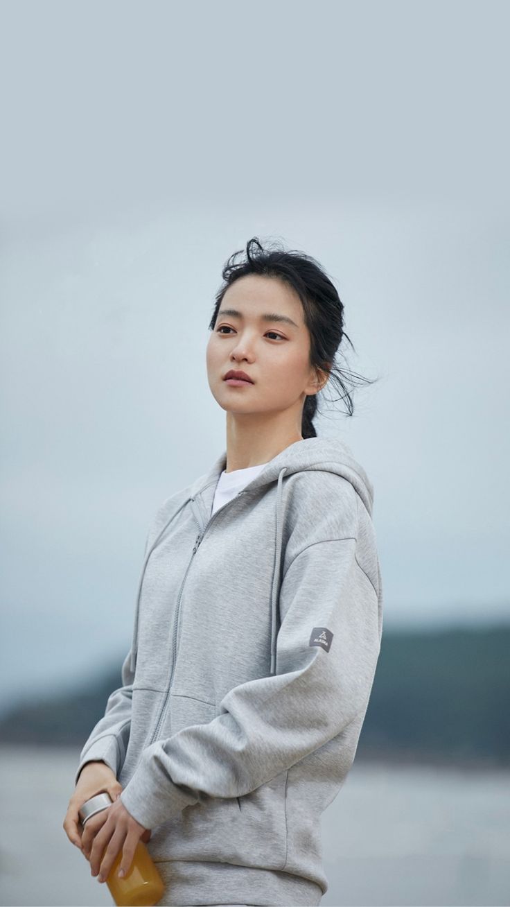 736x1308 Kim tae ri wallpaper