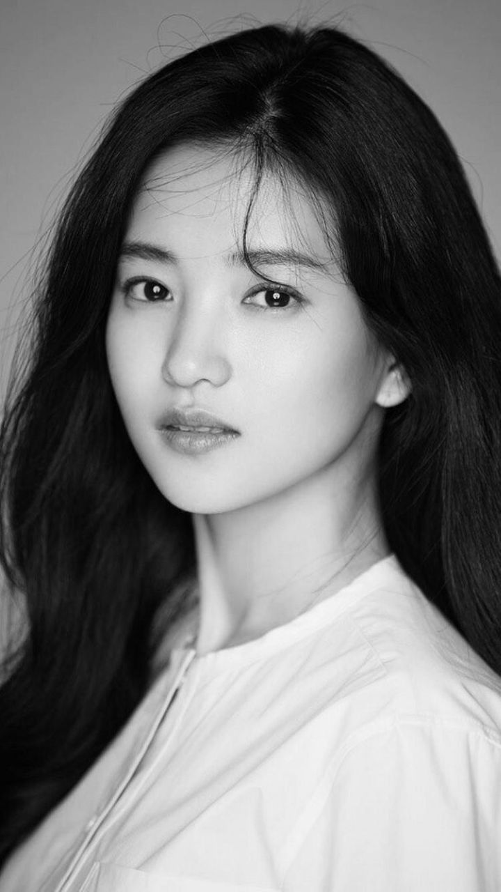 720x1280 Kim Tae Ri Wallpaper
