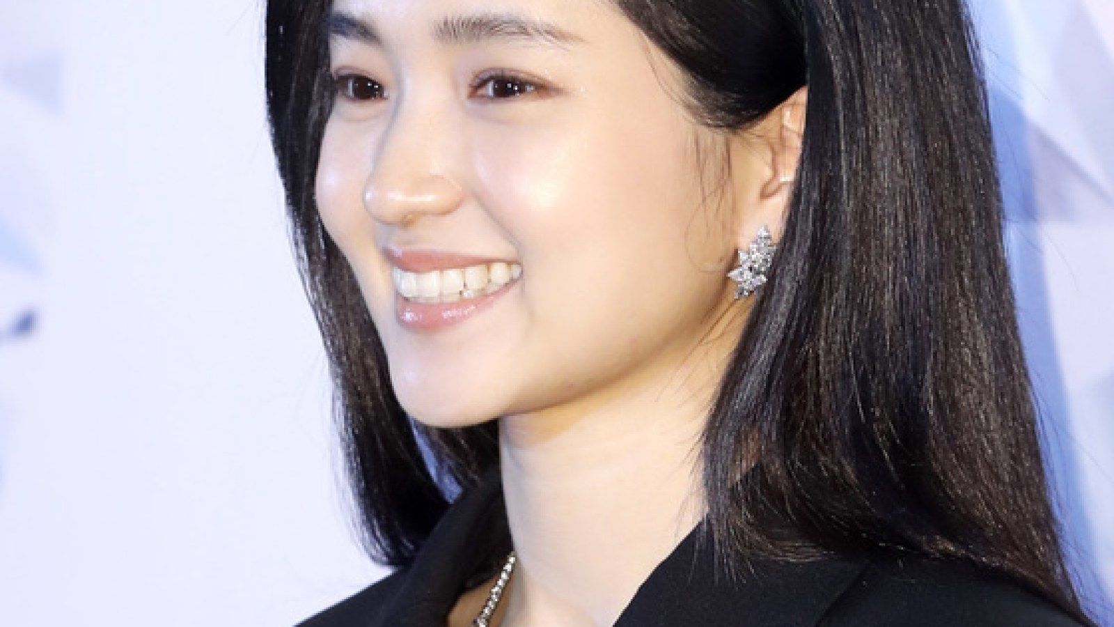 1600x900 Kim Tae Ri in Talks to Star in Upcoming Drama Penned by 'Kingdom' Writer Kim Eun Hee