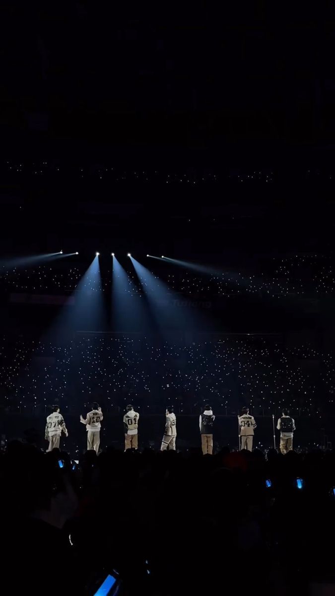 675x1200 Enhypen concert