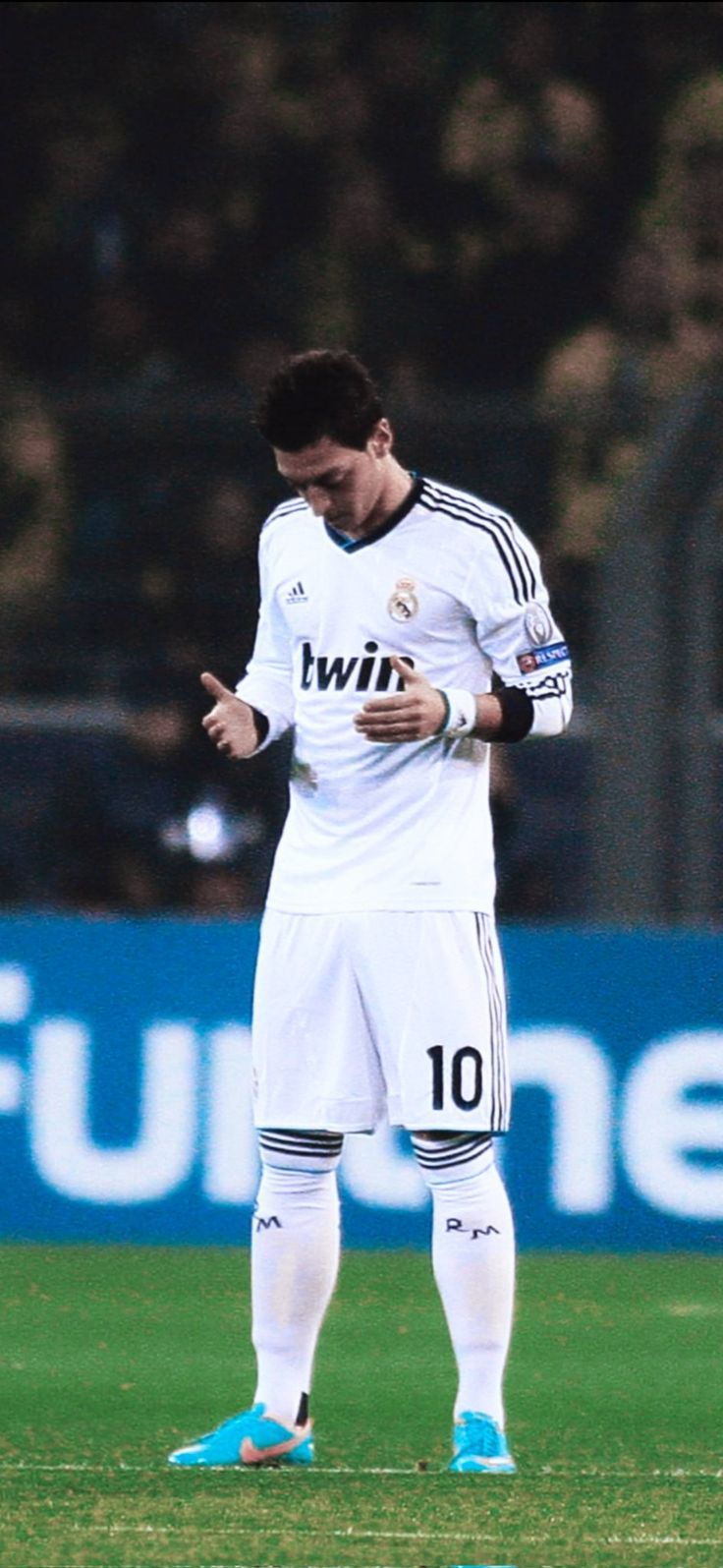 736x1595 Mesut Ozil and Ronaldo Wallpaper 4k Real Madrid