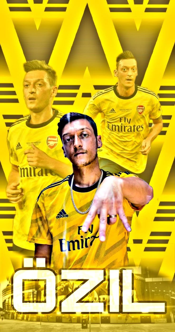 736x1400 Mesut Özil