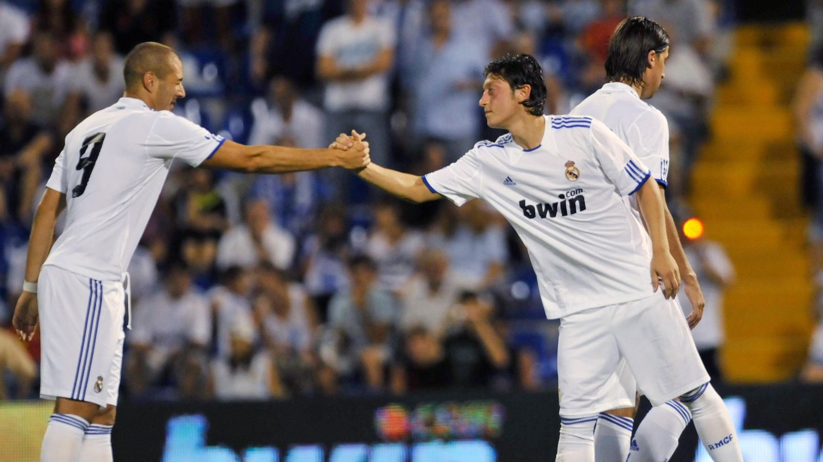 1600x900 Recalling 2010 Mesut Ozil & the backheel assist you've never seen