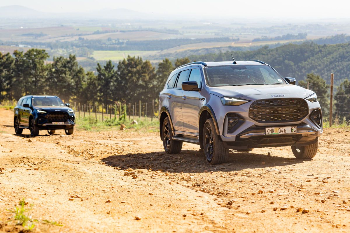 1200x800 Isuzu MU X (2025) Launch Review
