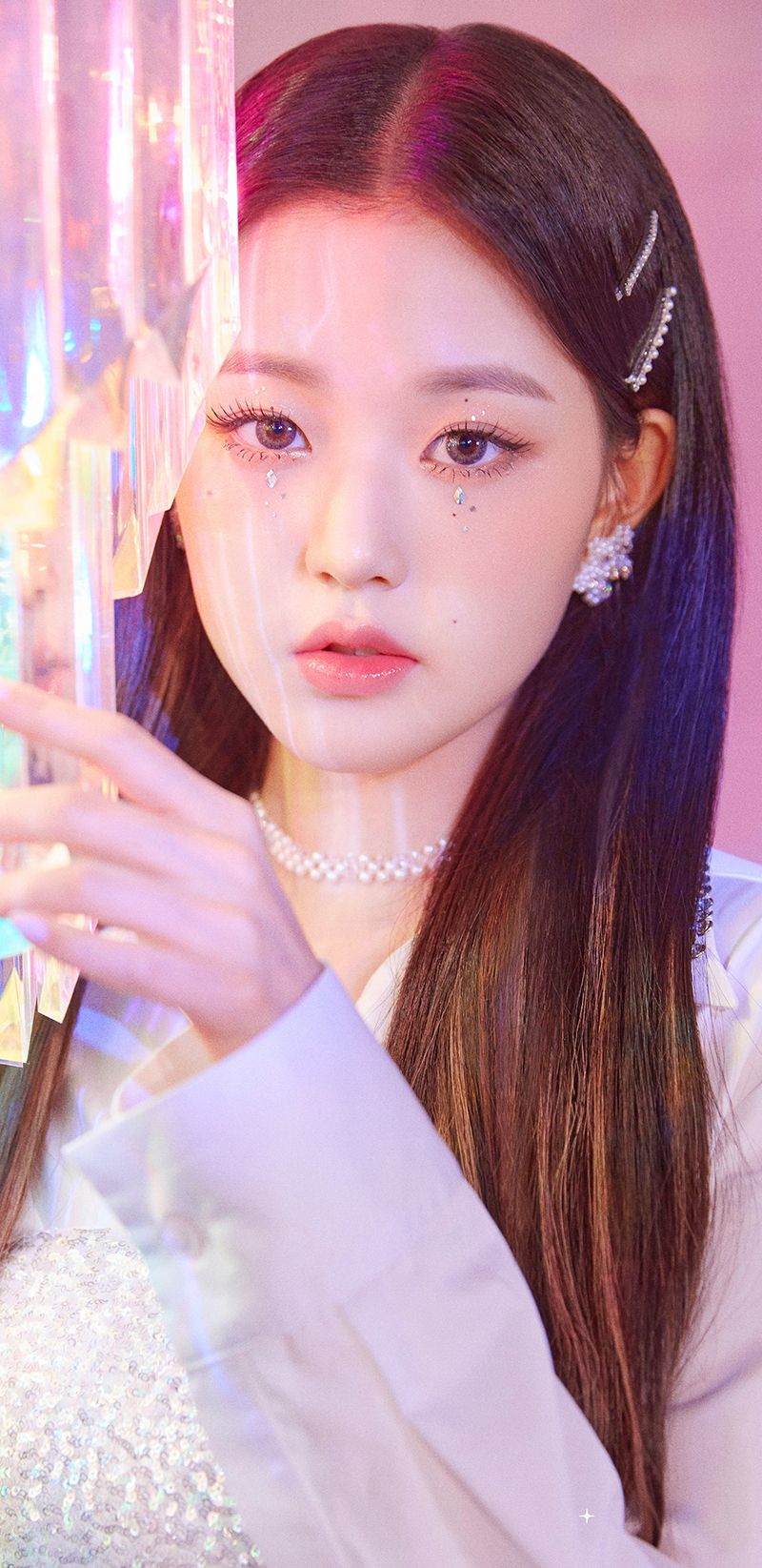 800x1645 Wonyoung Ive Wallpaper