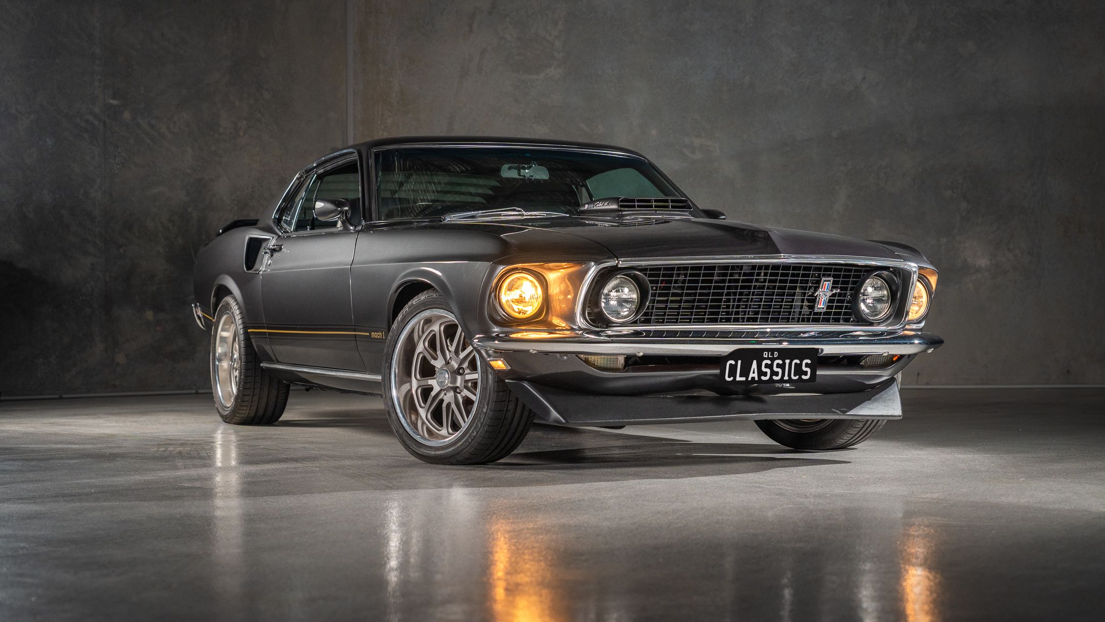 2160x1216 'John Wick' Ford Mustang Mach1