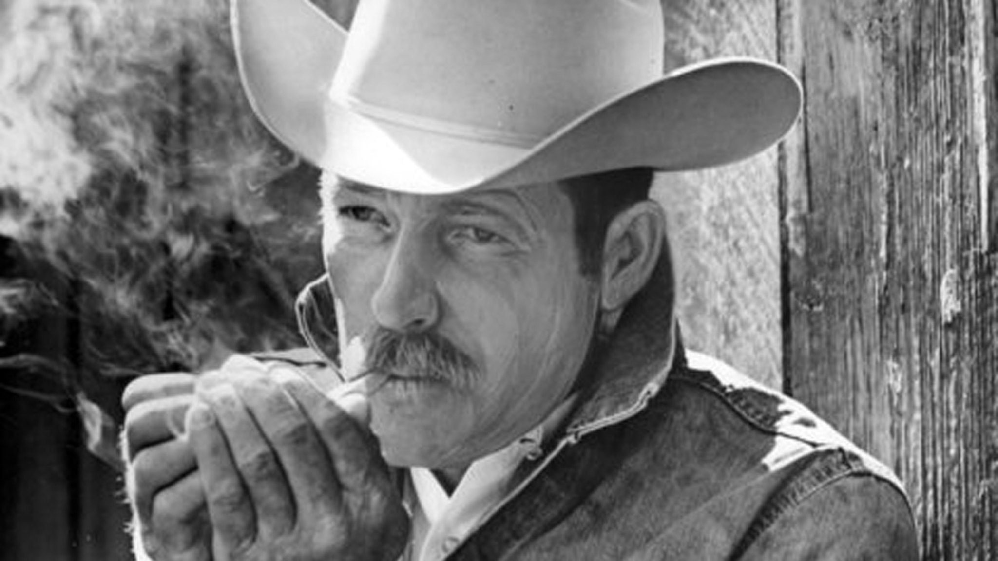 2048x1152 Darrell Winfield, real cowboy who played a Marlboro Man, dies at 85