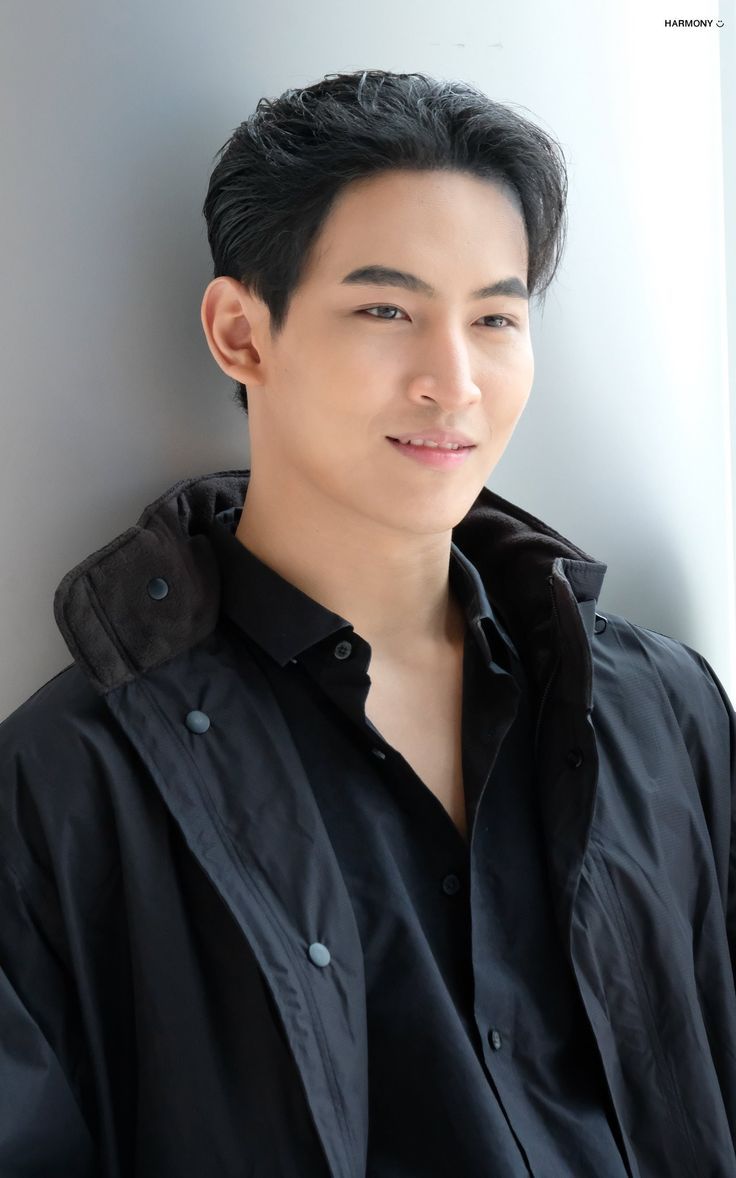 736x1178 Ohm pawat wallpaper. Man trisanu soranun wallpaper, Bl actors, Thai actors