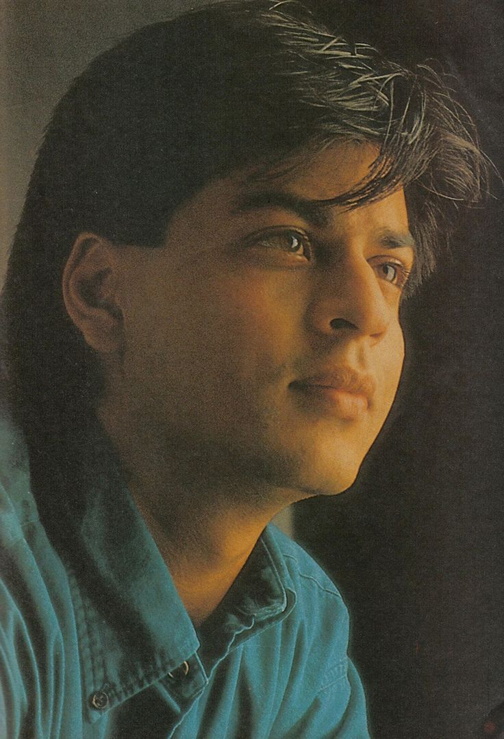 736x1079 Shah Rukh Khan