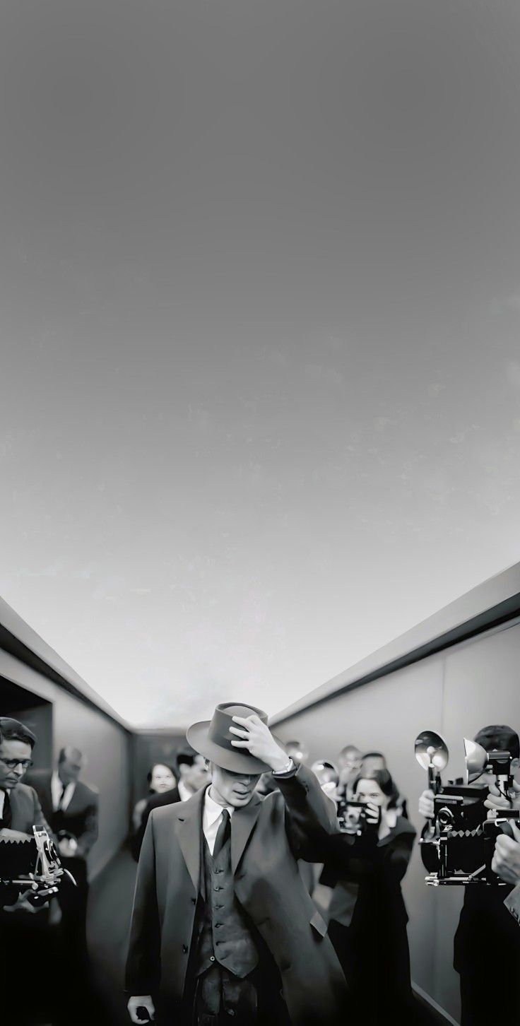 736x1452 Oppenheimer HD wallpaper. Oppenheimer black and white scenes, James bond wall paper, Wallpaper oppenheimer
