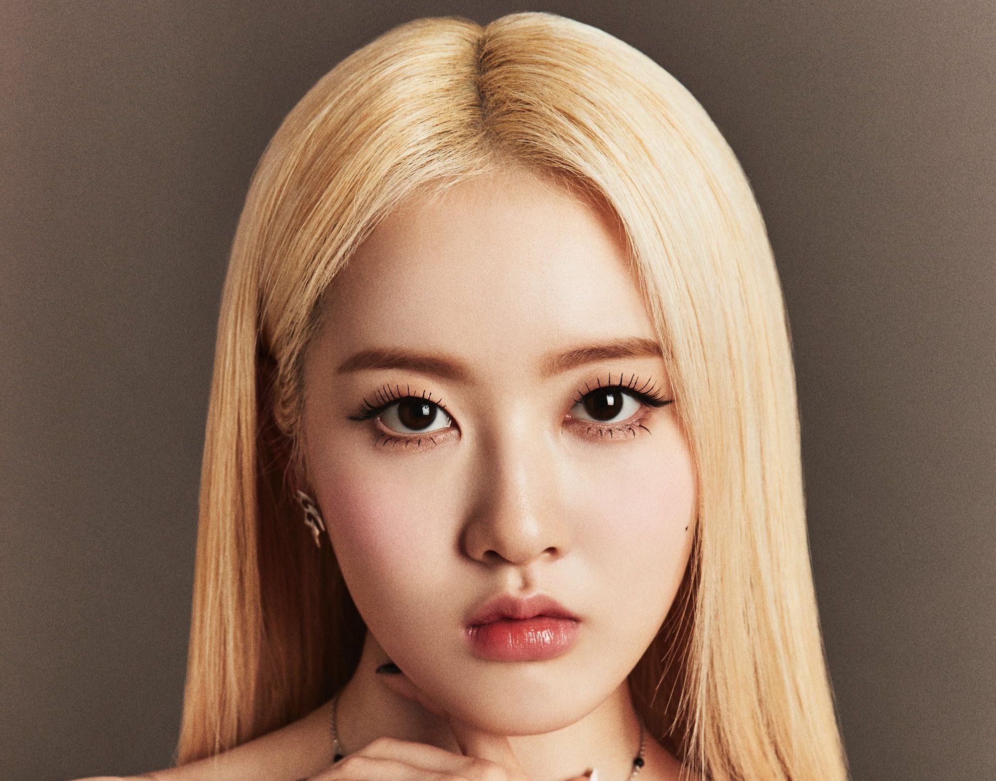 2000x1569 Sieun (STAYC)
