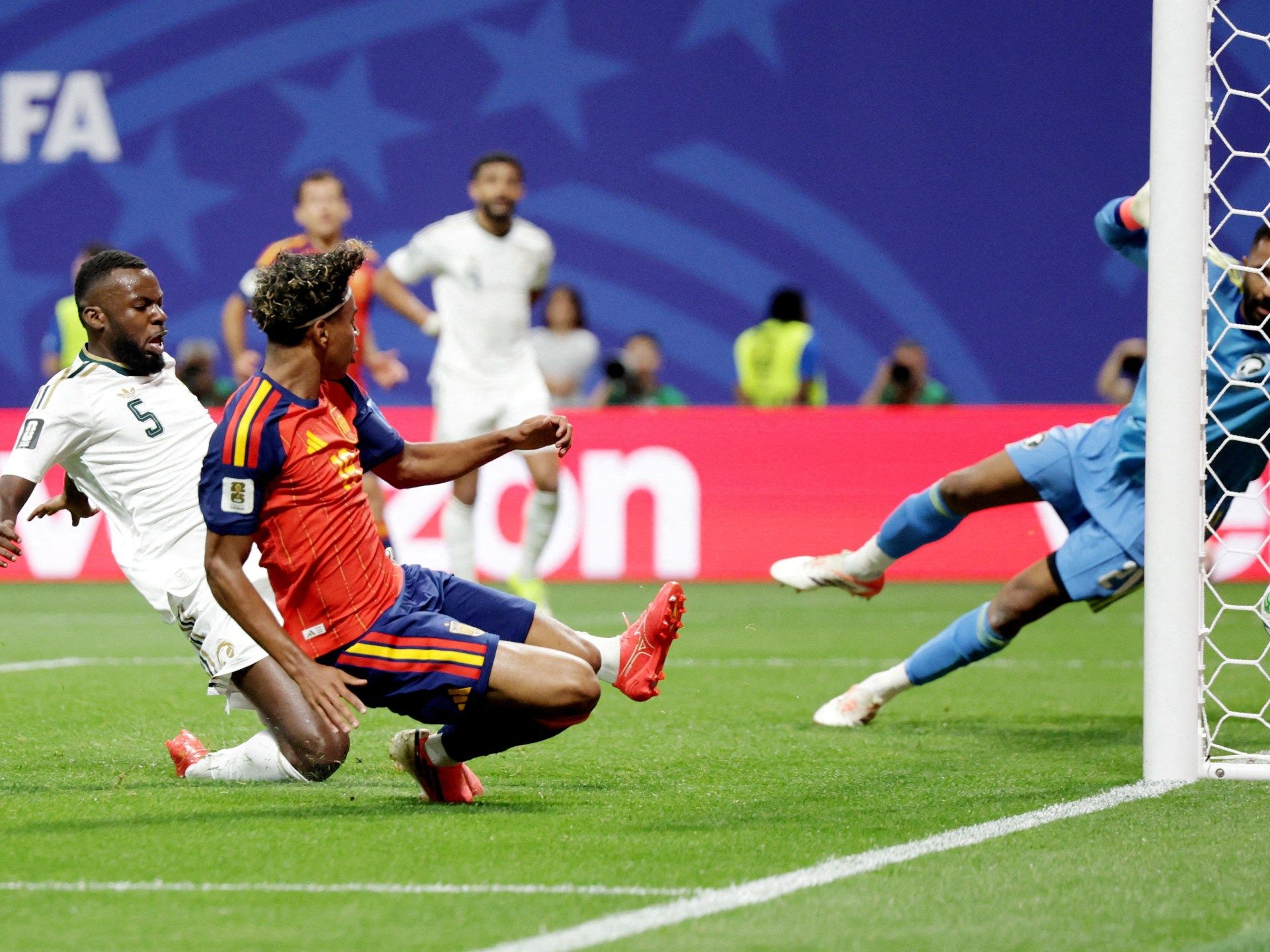 1920x1440 Lamine Yamal scores first World Cup goal as Spain thrash Saudi Arabia