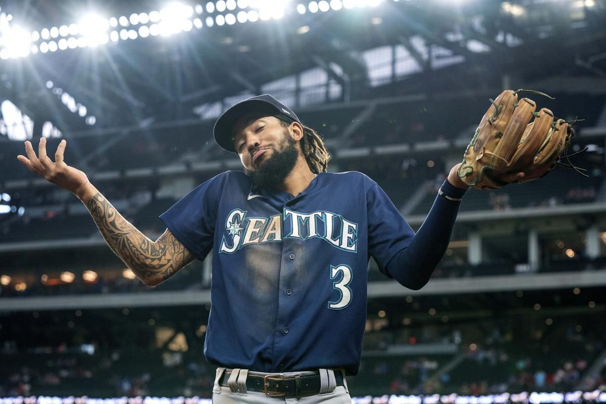 1200x800 Mariners Overcome Bullpen Implosion In 11 Inning Win