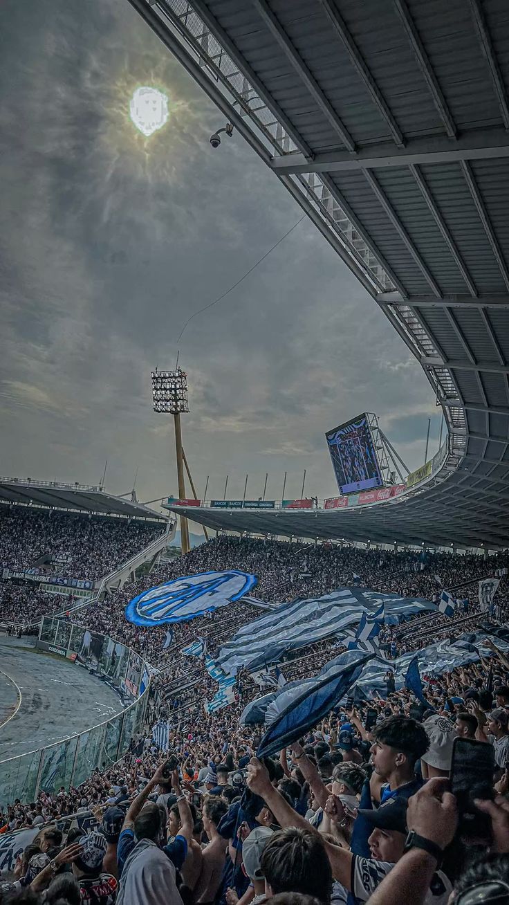 736x1308 Talleres de cba. Talleres de cordoba wallpaper, Fotos de fútbol, Club atlético talleres