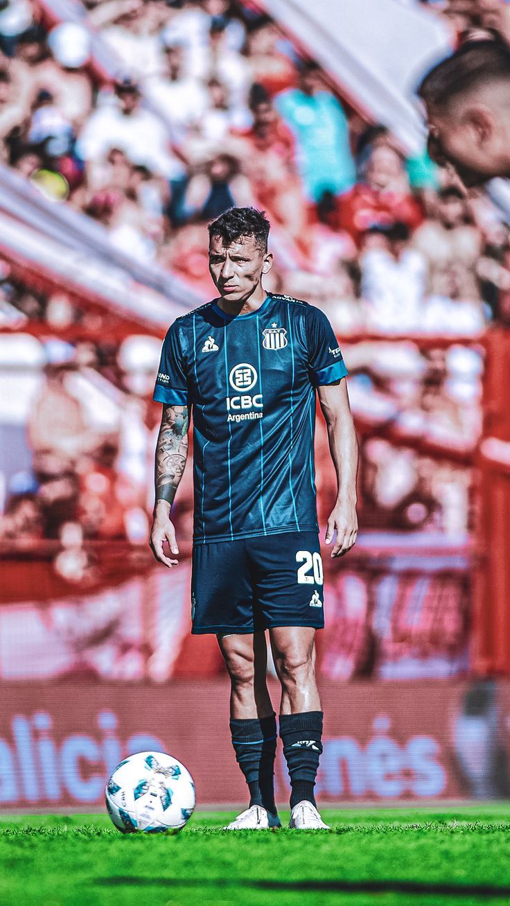 736x1307 Ruben Botta
