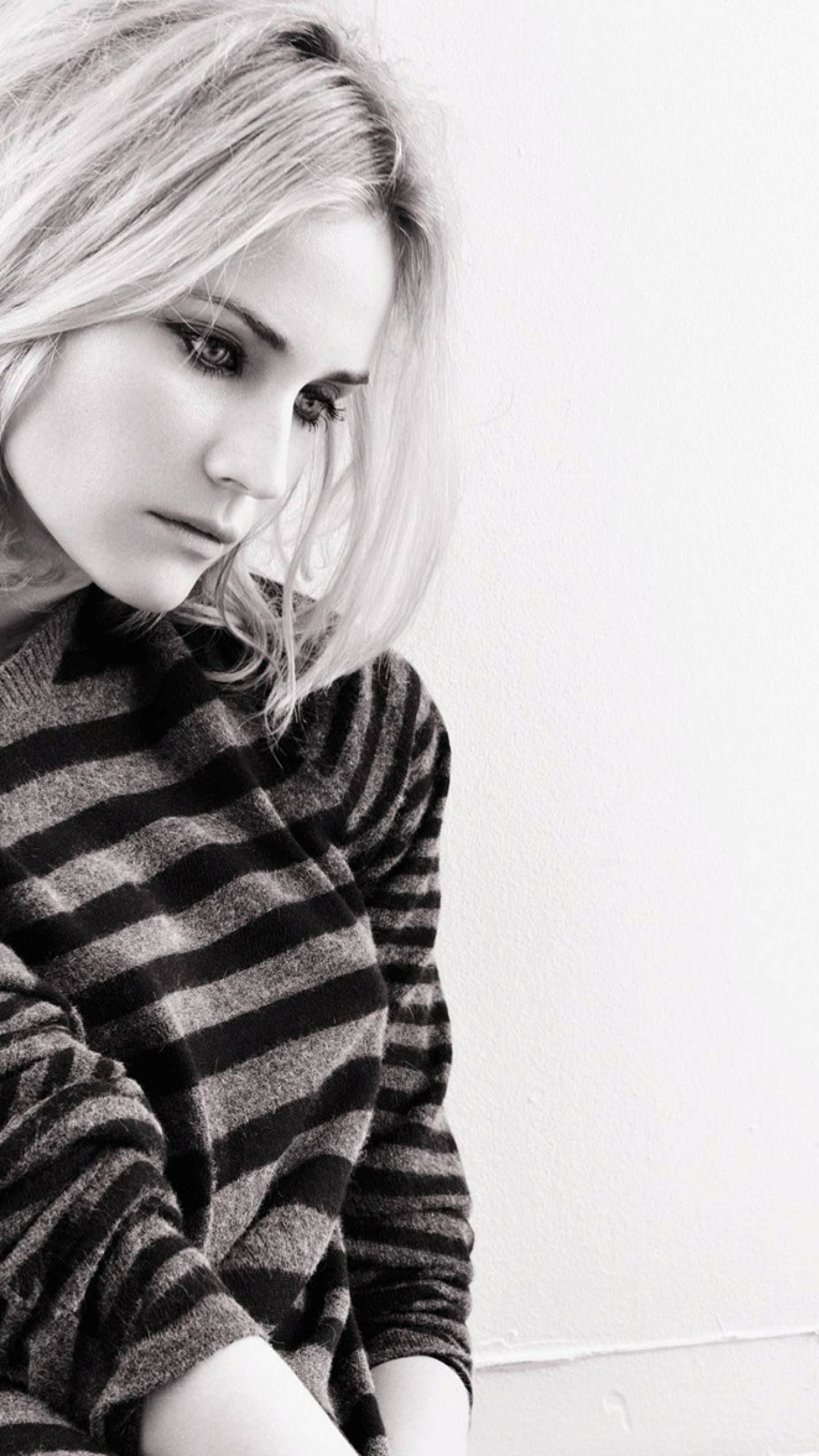 1440x2560 Diane Kruger black and white wallpaper Samsung Galaxy S S Google Pixel XL , Nexus 6P , LG G5 Wallpaper, HD Celebrities 4K Wallpaper, Image, Photo and Background
