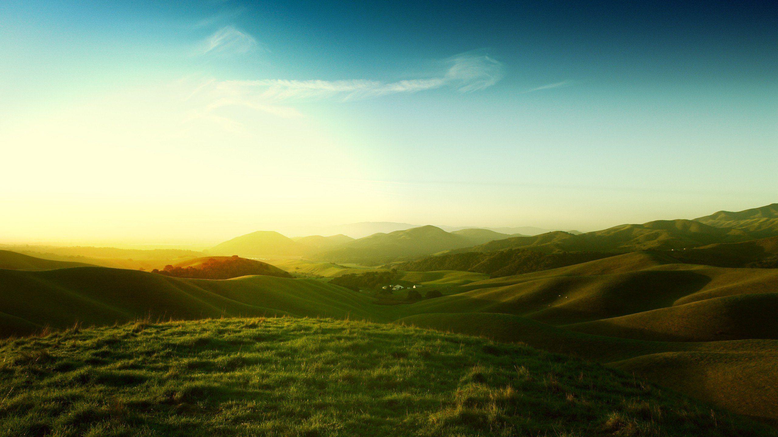2560x1440 Beautiful Green Hills HD wallpaper
