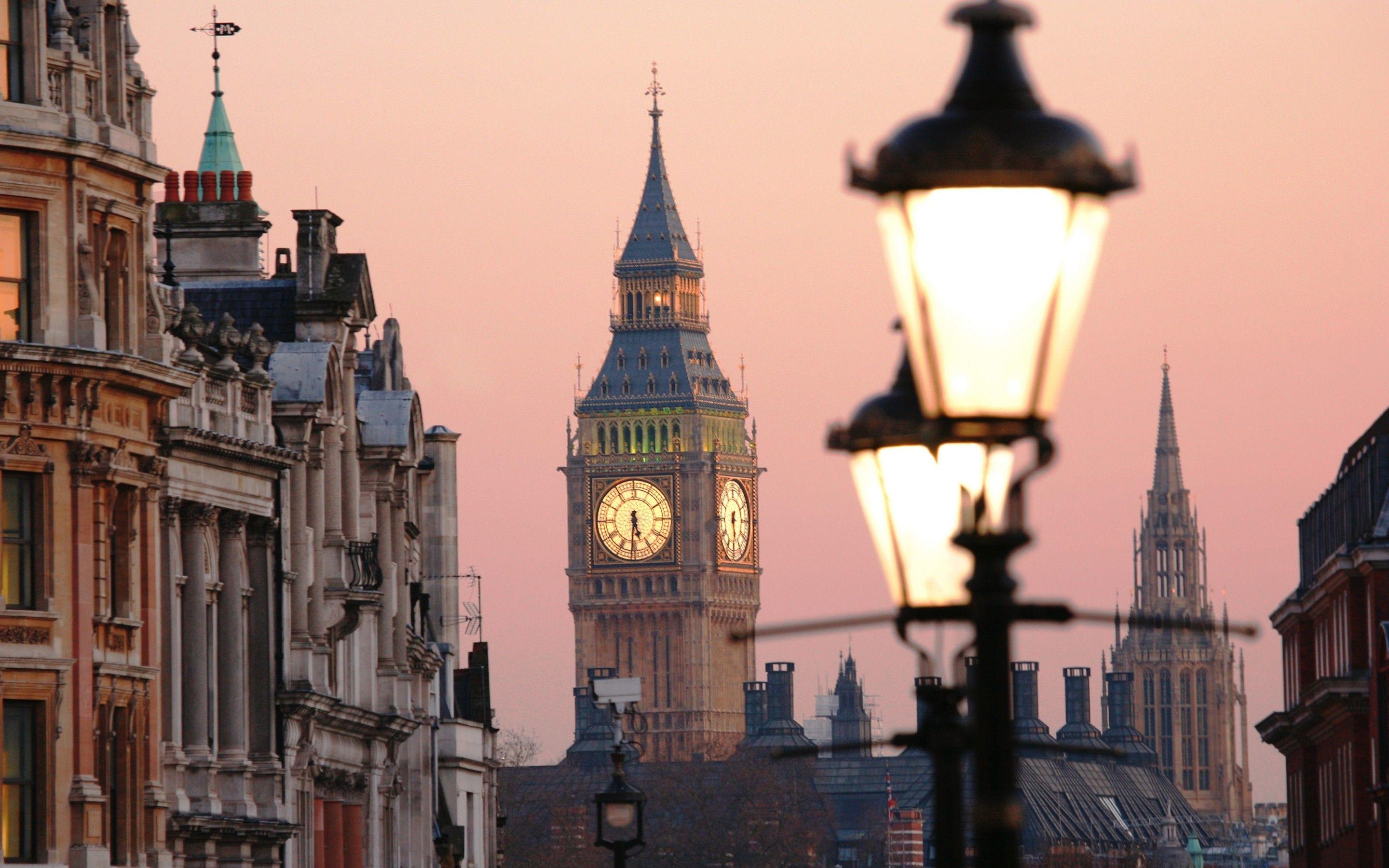 2880x1800 Clock Tower Wallpaper