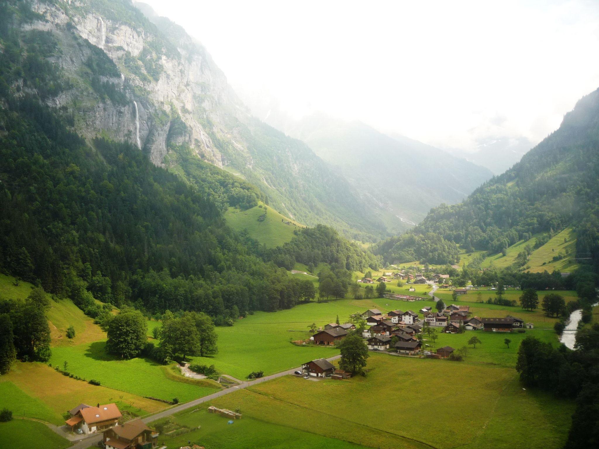 2048x1536 Mountains Galore: The Swiss Alps. Late Nights, Early Lights