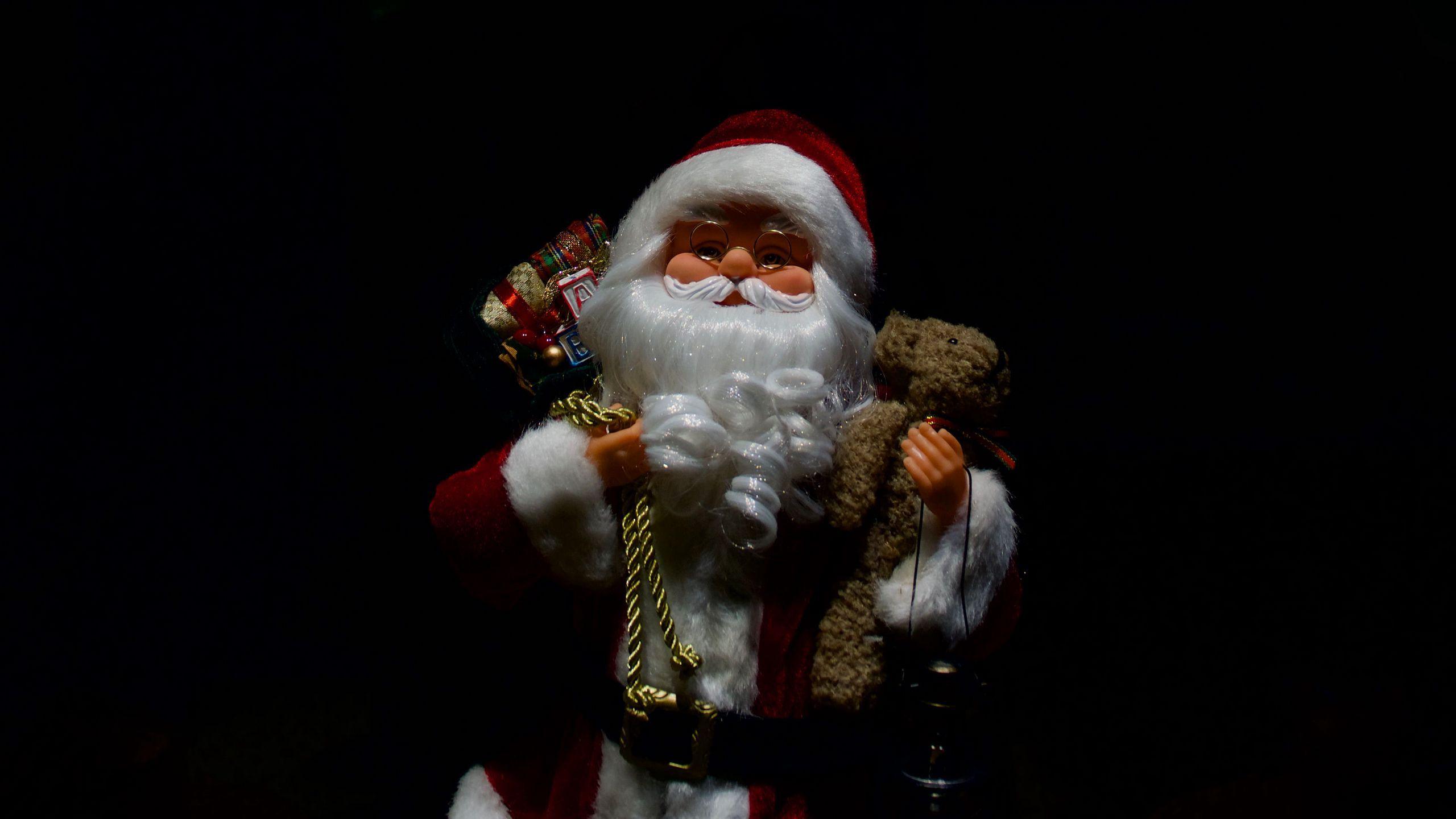 2560x1440 Download wallpaper 2560x1440 santa claus, christmas, new year, toys widescreen 16:9 HD background