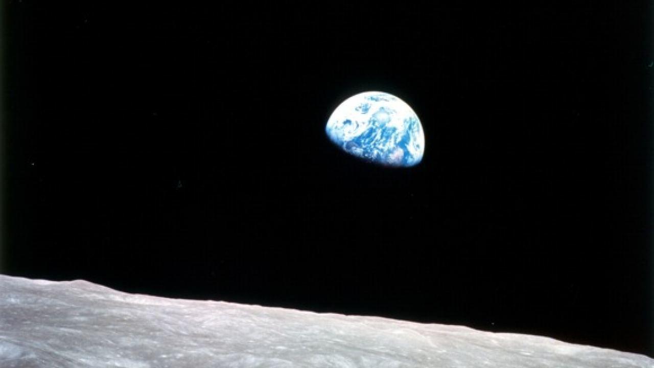 1280x720 Picture of the Moon
