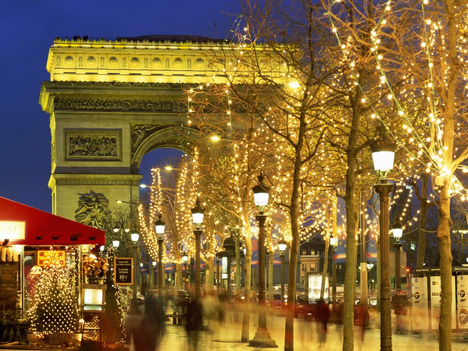 1600x1200 Christmas Paris France Wallpaper
