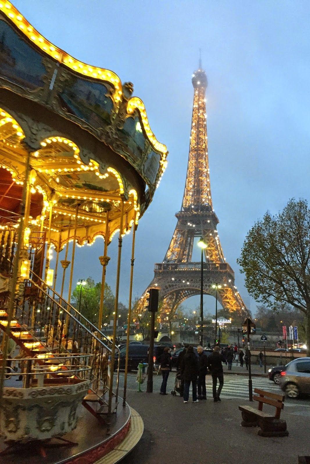 1067x1600 Christmas Paris France Wallpaper
