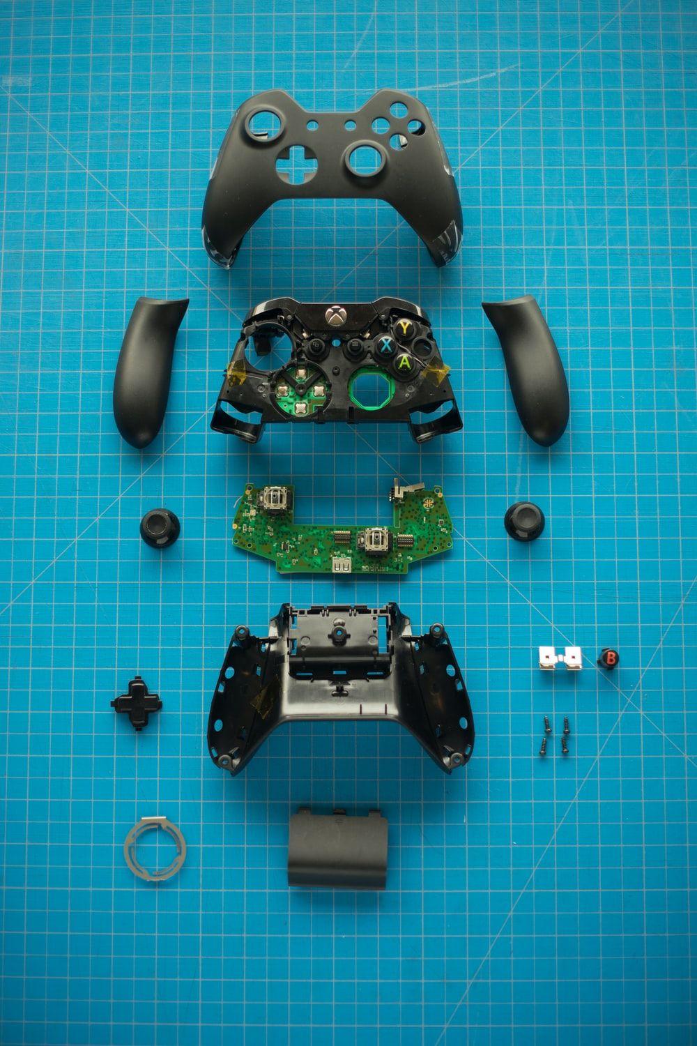 1000x1500 Gaming Controller Picture. Download .com