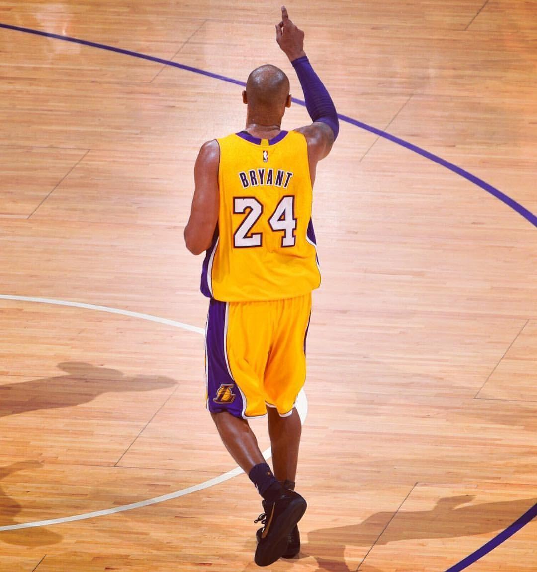 Kobe Bryant Mamba Out Wallpapers Top Free Kobe Bryant Mamba Out Backgrounds Wallpaperaccess 4161