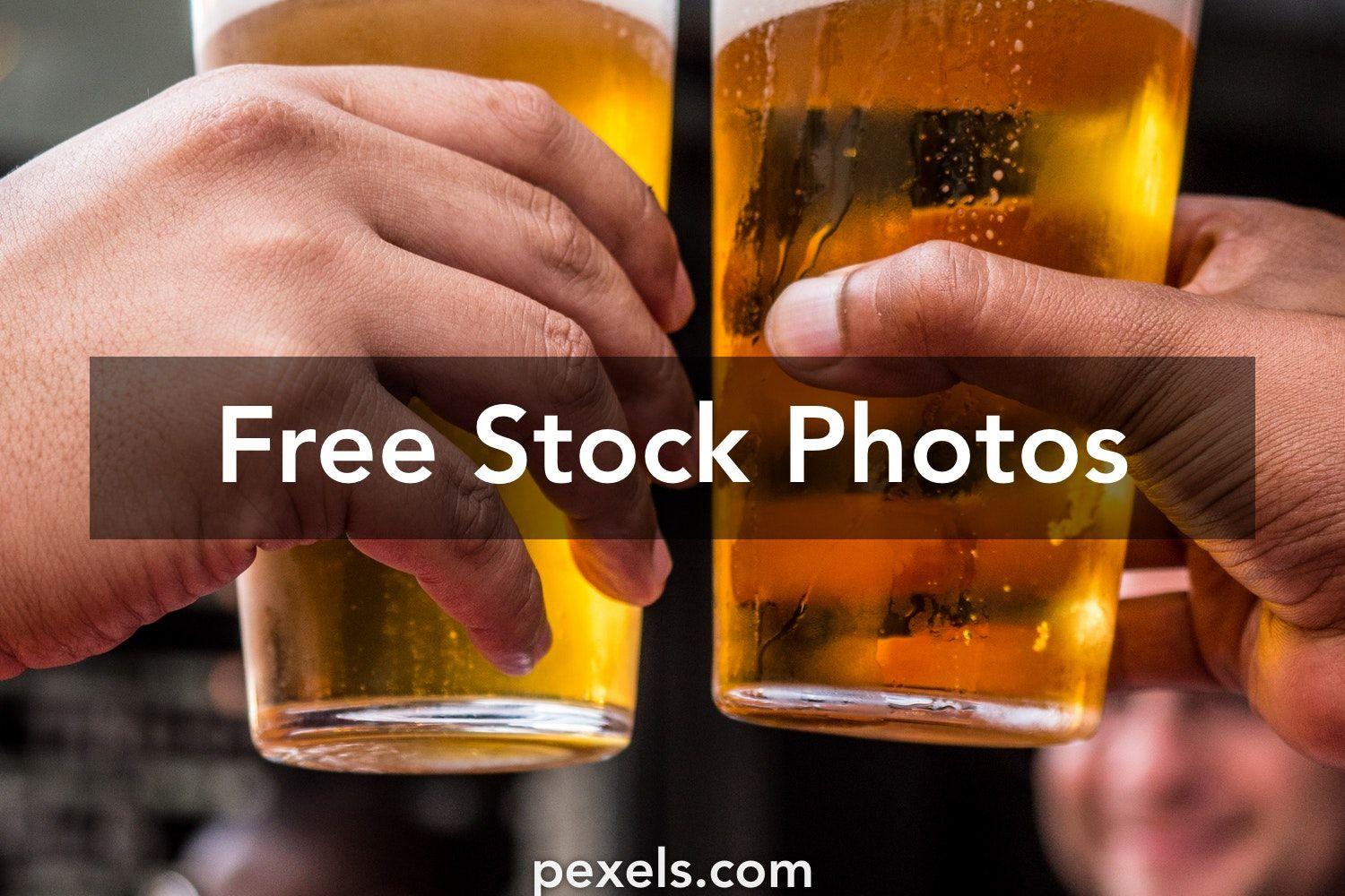 1500x1000 Hundreds of Buzzing Beer Photo