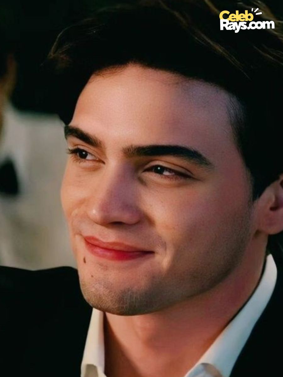 900x1200 Gabriel Guevara Mourreau, Wiki, Career, Age, Height, Family, Girlfriend, Net Worth, Controversies Facts, and More