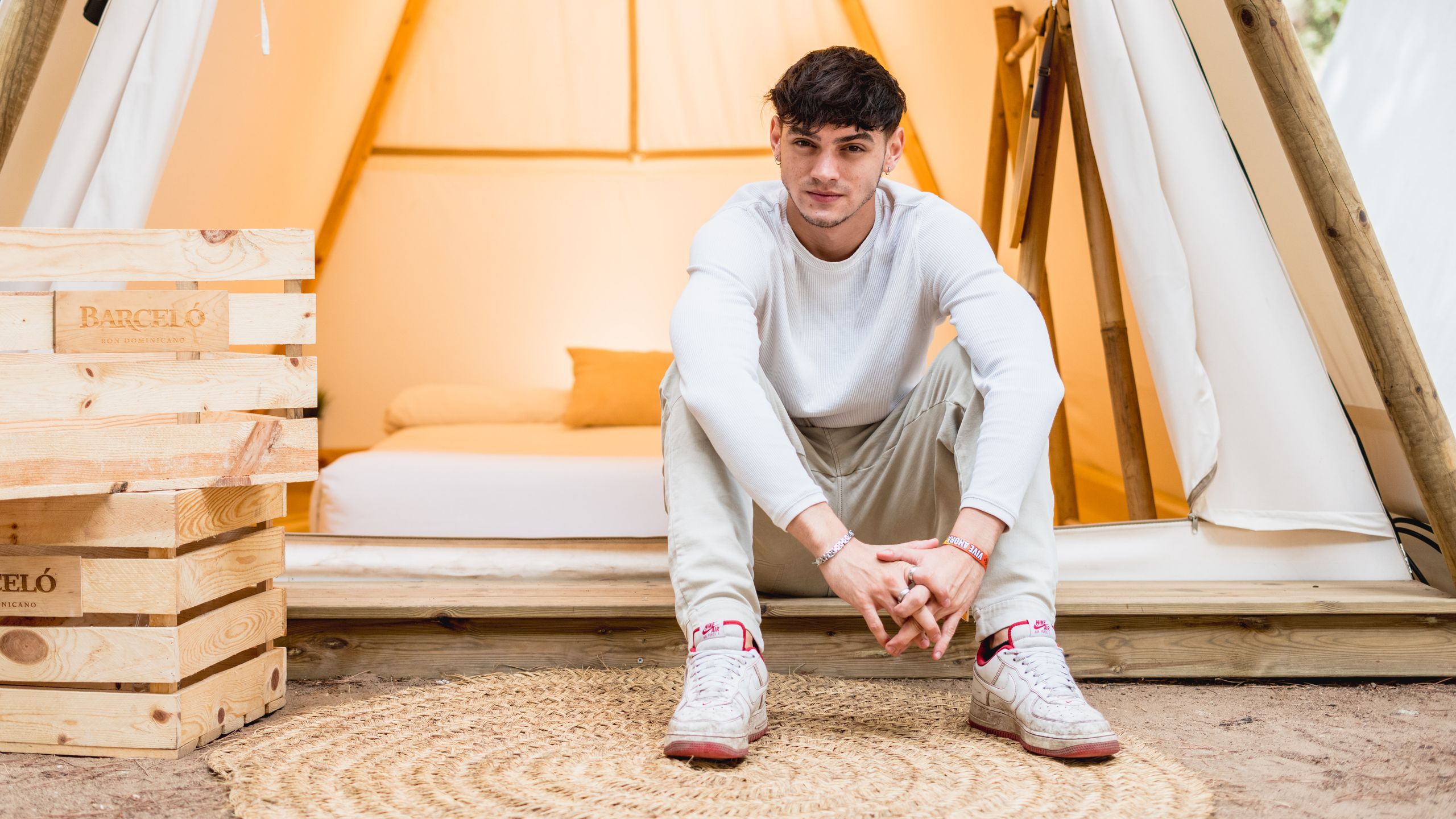2560x1440 Quién es Gabriel Guevara, la estrella adolescente que no verás en Élite pero sí en todas las plataformas de streaming del mundo. GQ España