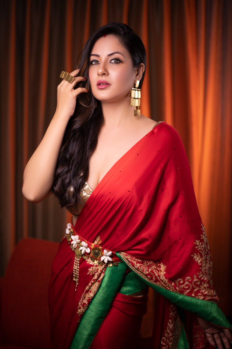 799x1200 Puja Banerjee / Posts / X