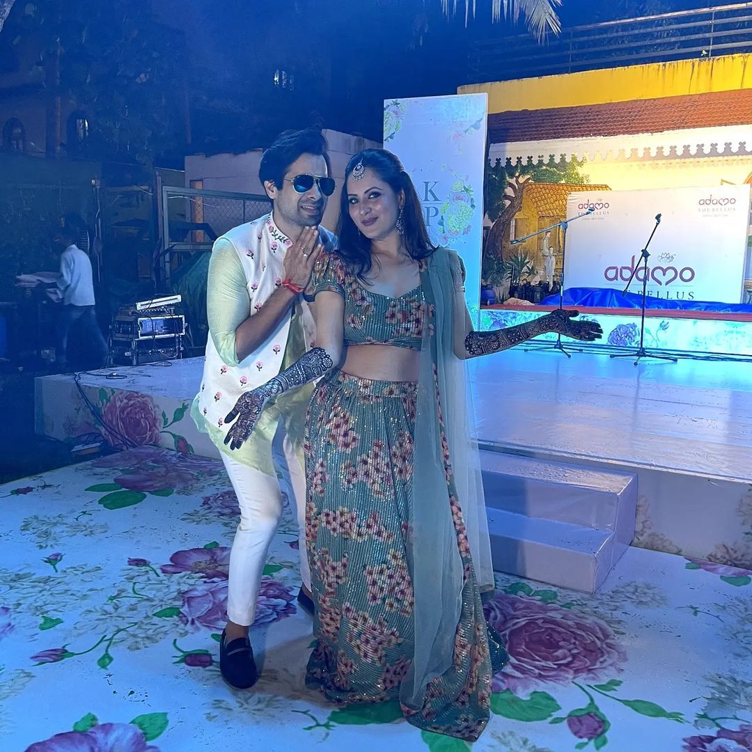 1080x1080 Puja Banerjee's First Photo After Wedding With Kunal Verma, Flaunts Her 'Sindoor' As A Bengali Bride