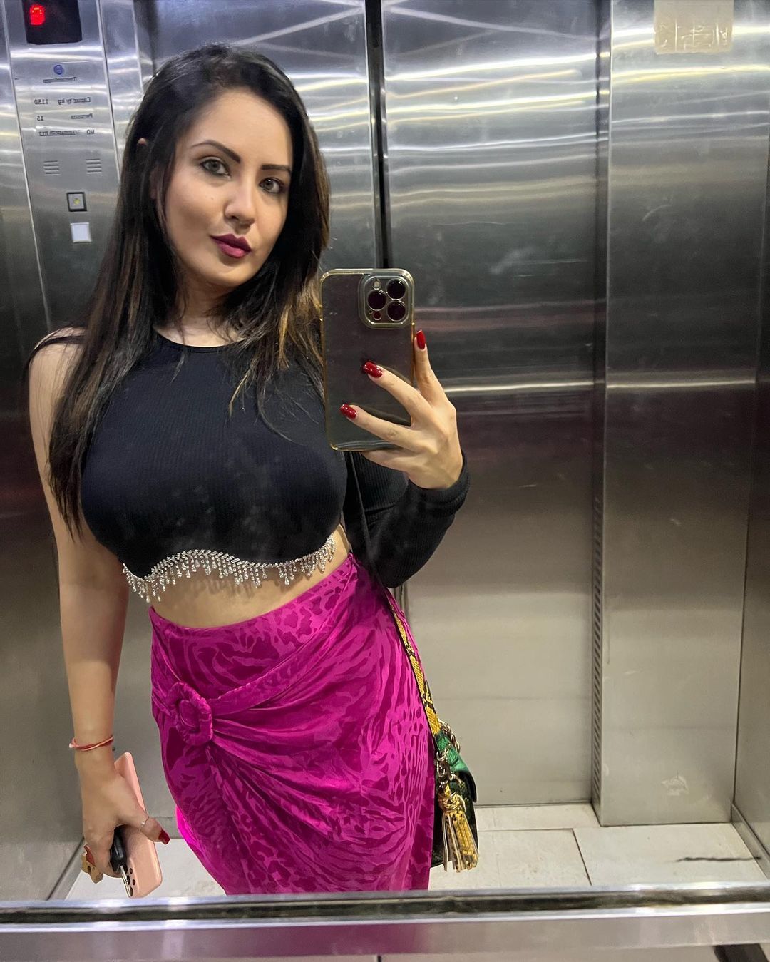 1080x1349 mahadev fame puja banerjee flaunts huge cleavage and milky boobs puja banerjee boldest photo. 'Mahadev' फेम पूजा बनर्जी ने बोल्डनेस से फैंस को किया मदहोश, डीपनेक ड्रेस में चलाया जादू