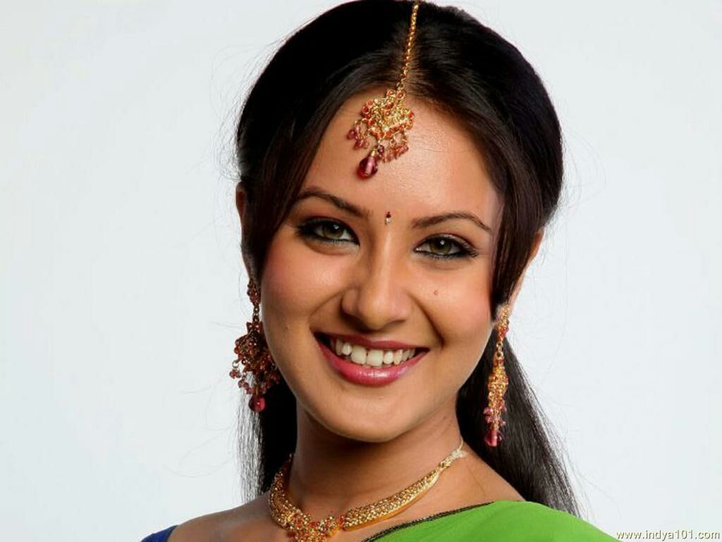 1024x768 Pooja Bose (Puja Banerjee)