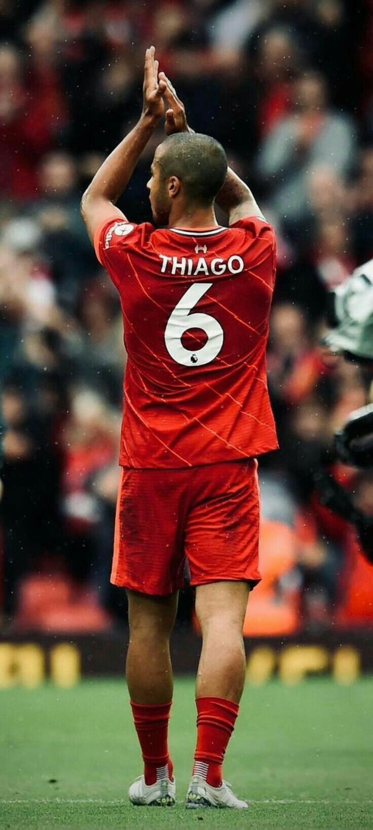 736x1635 Thiago Alcântara