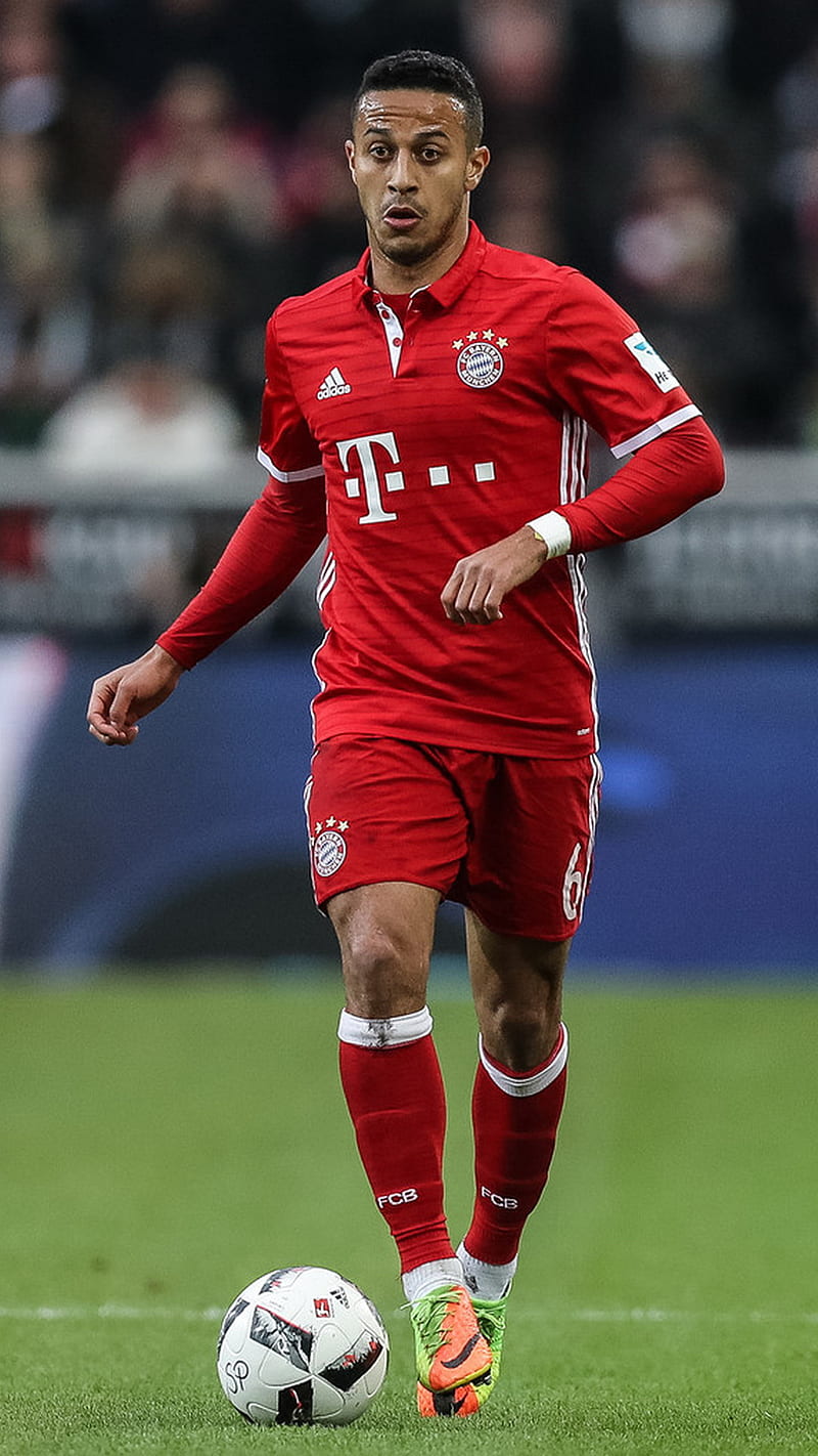 800x1422 Thiago Alcantara, bayern munchen, HD phone wallpaper