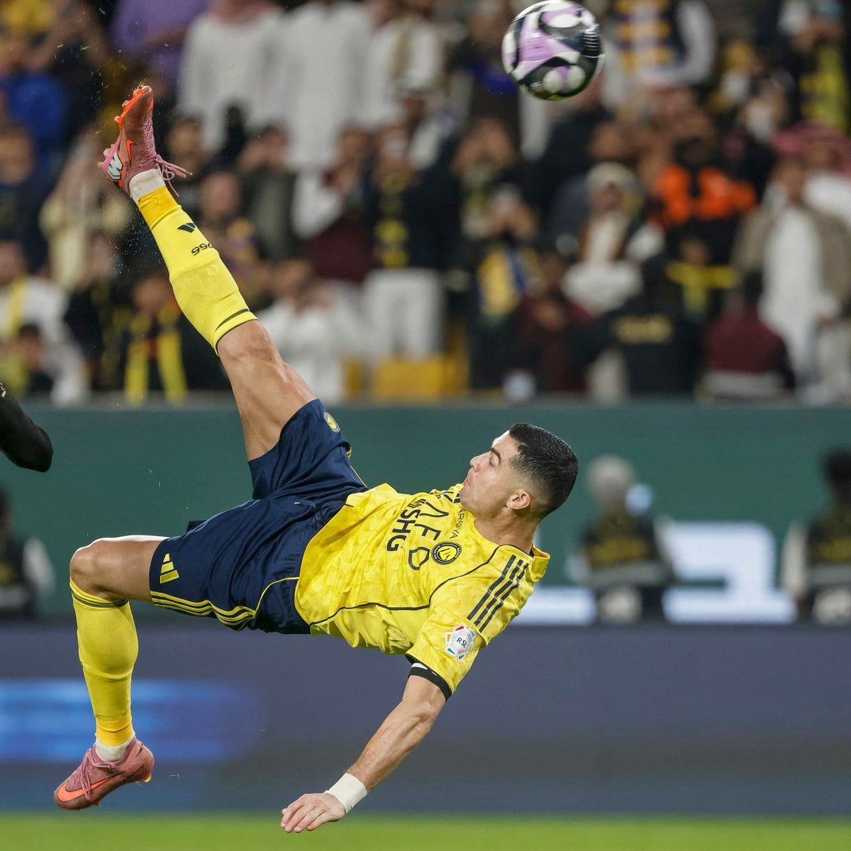 1200x1200 Cristiano Ronaldo Scores Stunning Bicycle Kick For Al Nassr On Road To 000 Goal Barrier
