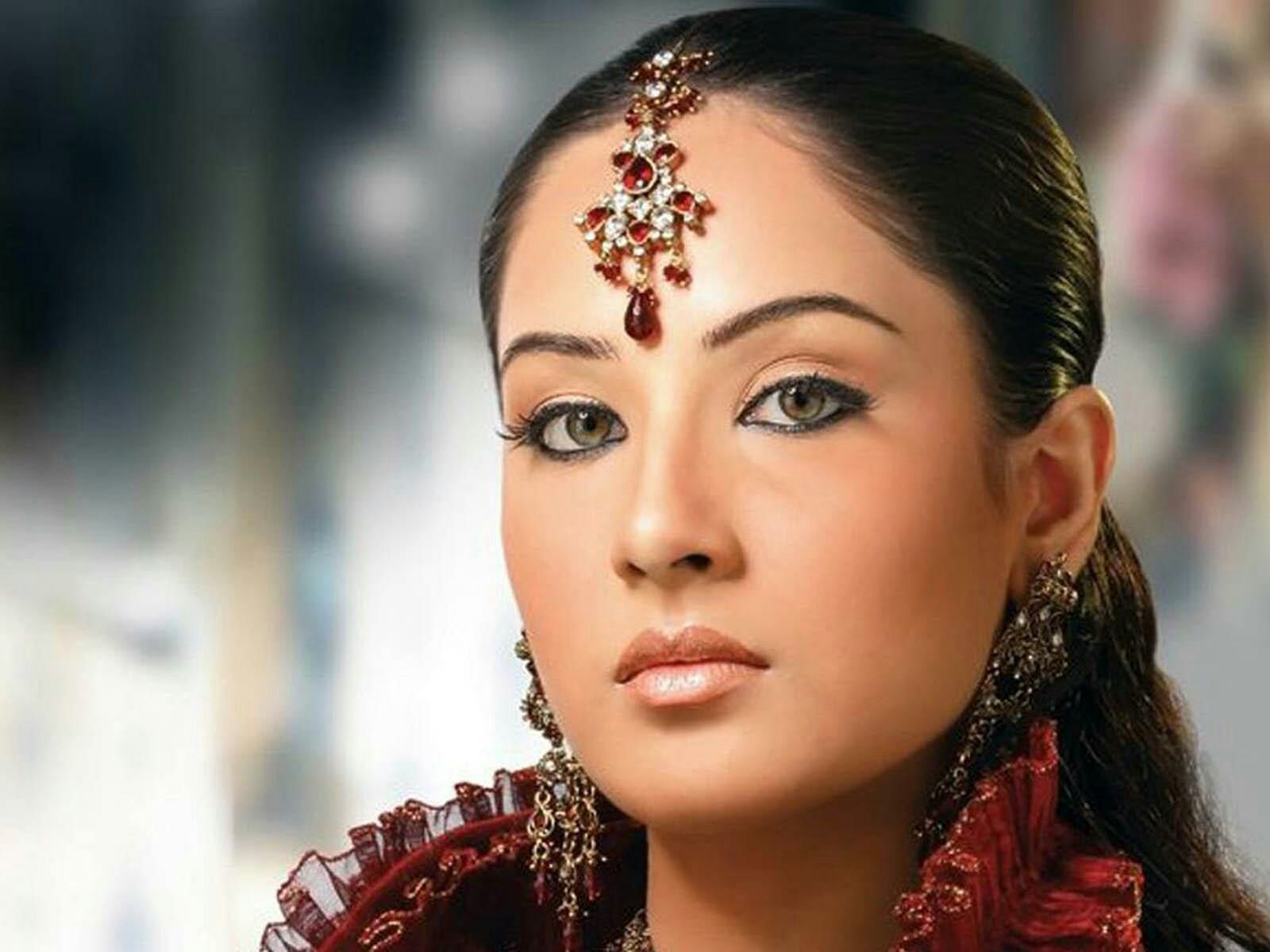 1600x1200 Pooja Bose (Puja Banerjee)