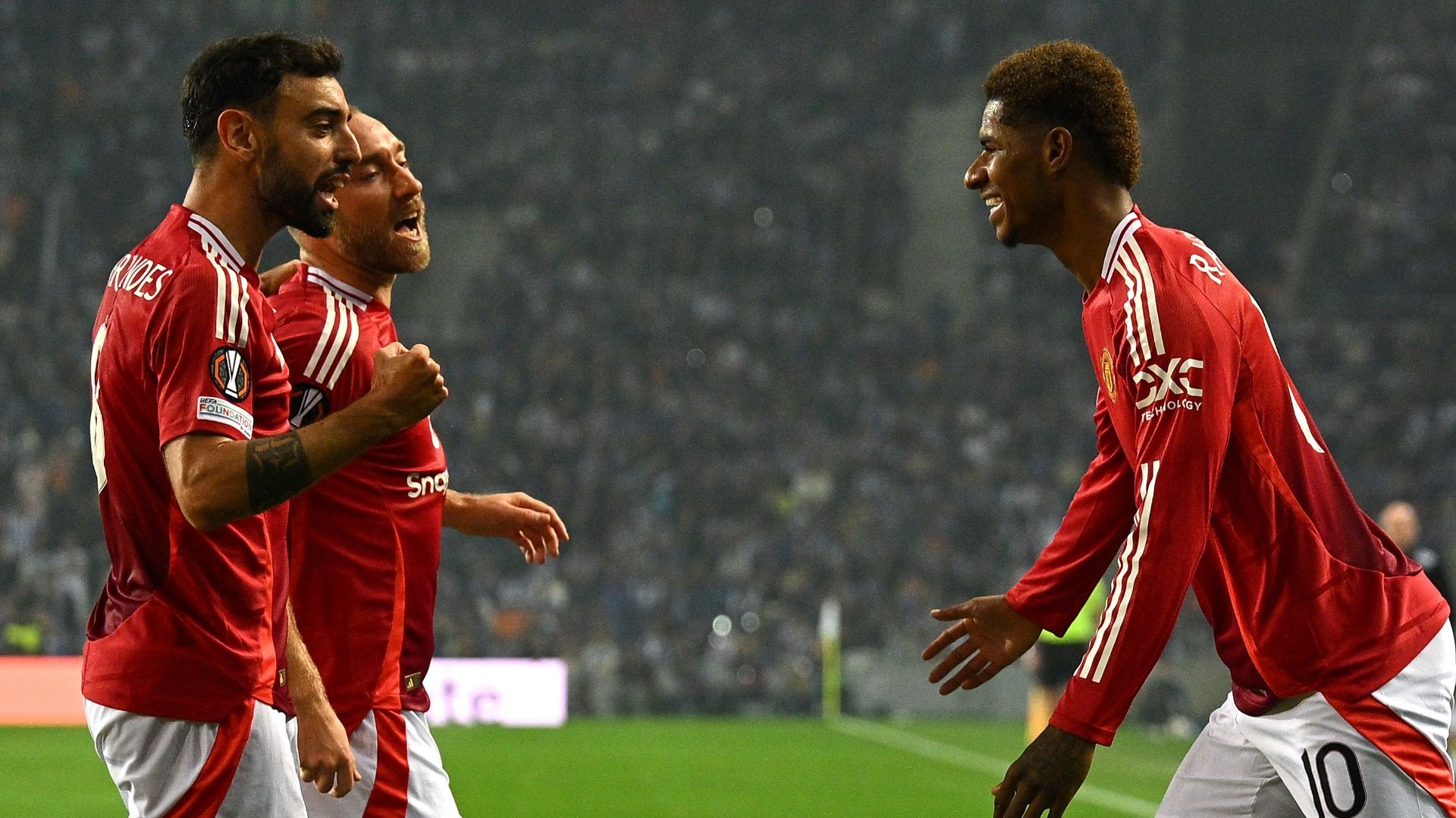 1920x1080 Gary Neville Backs Decision to Omit PSG Target From Man Utd Squad