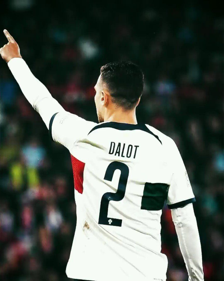 864x1080 Diogo Dalot's Video on X