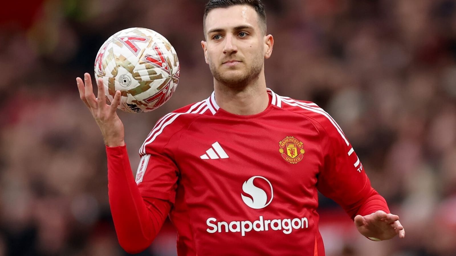 1600x900 Man United set for summer cash windful as Bayern Munich and Real Madrid circle defender