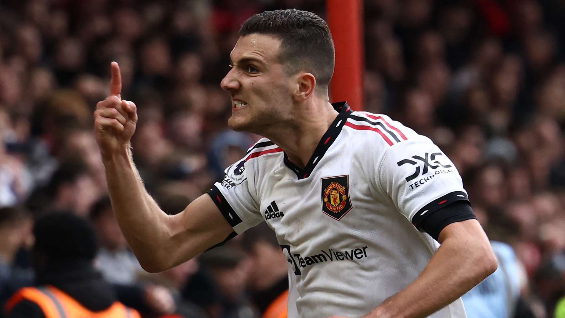 1920x1080 Manchester United Defender Diogo Dalot Ends Transfer Speculation By Penning New Long Term Contract At Old Trafford