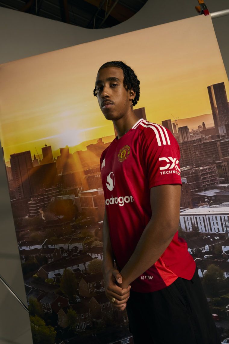 760x1140 Leny Yoro has the chance to make instant impact vs Rangers and climb above two Manchester United stars