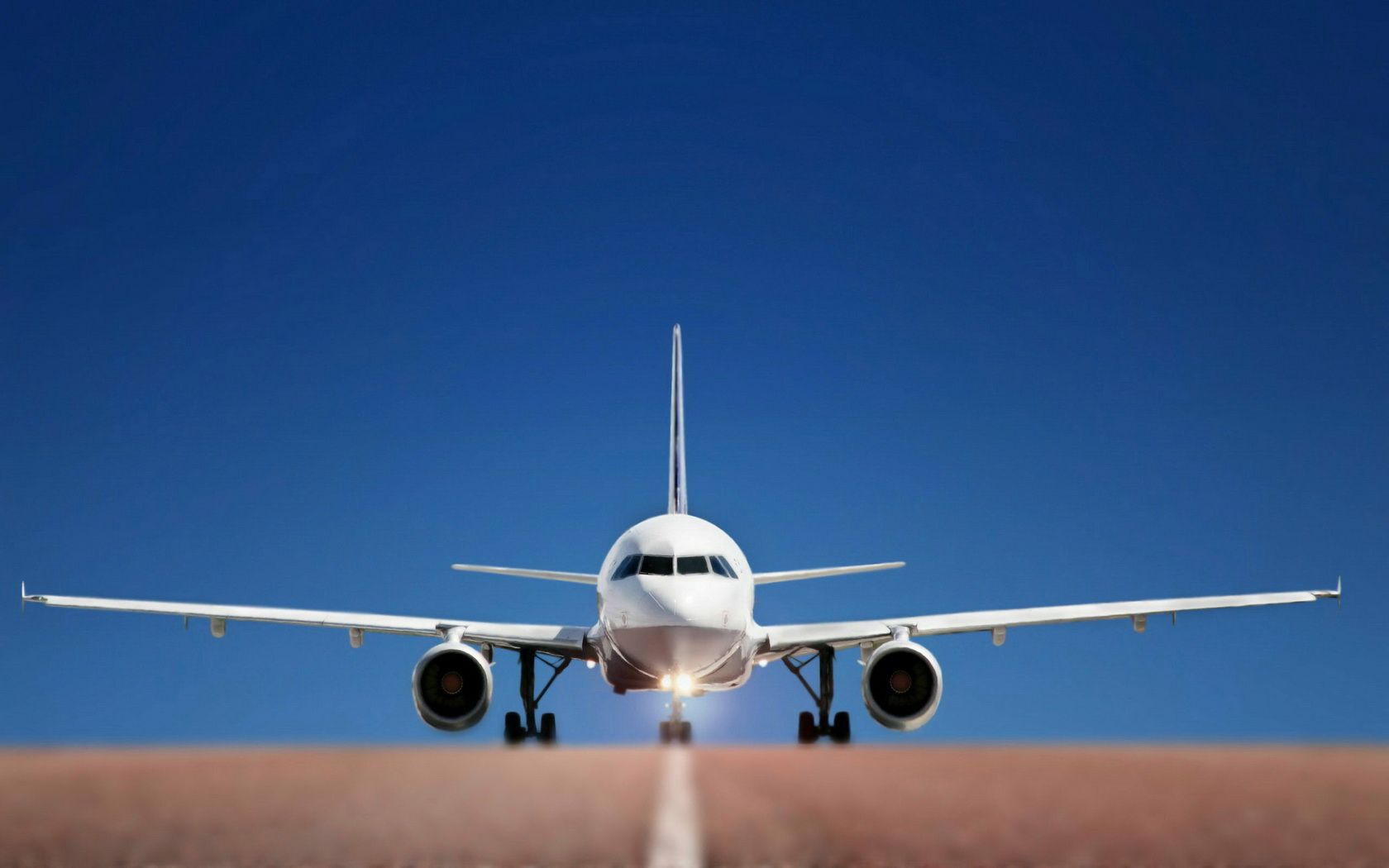 1680x1050 Commercial Plane Wallpaper