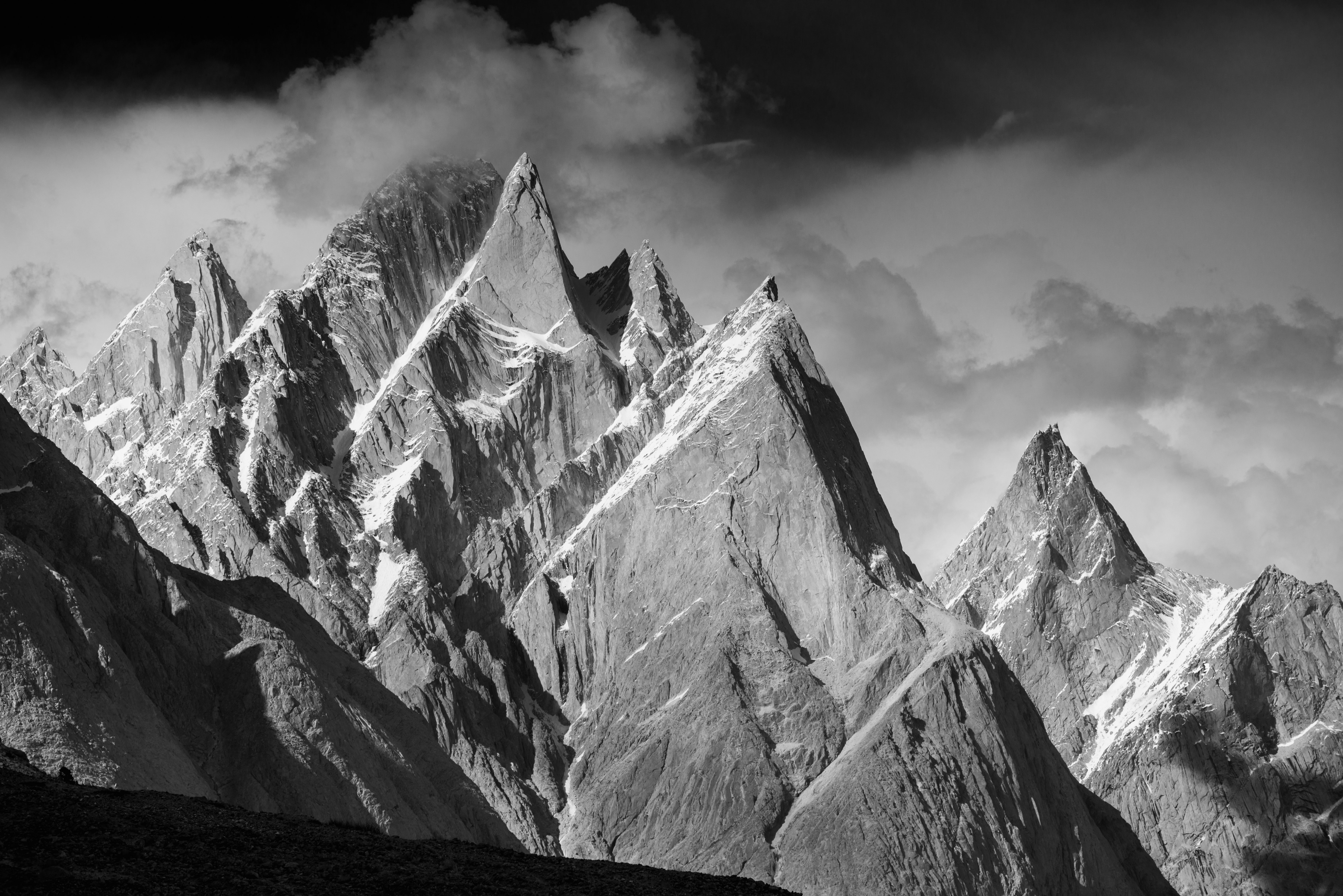 7360x4912 Wallpaper the sky, clouds, mountains, nature, rocks, black and white, monochrome, Pakistan for mobile and desktop, section природа, resolution 7360x4912