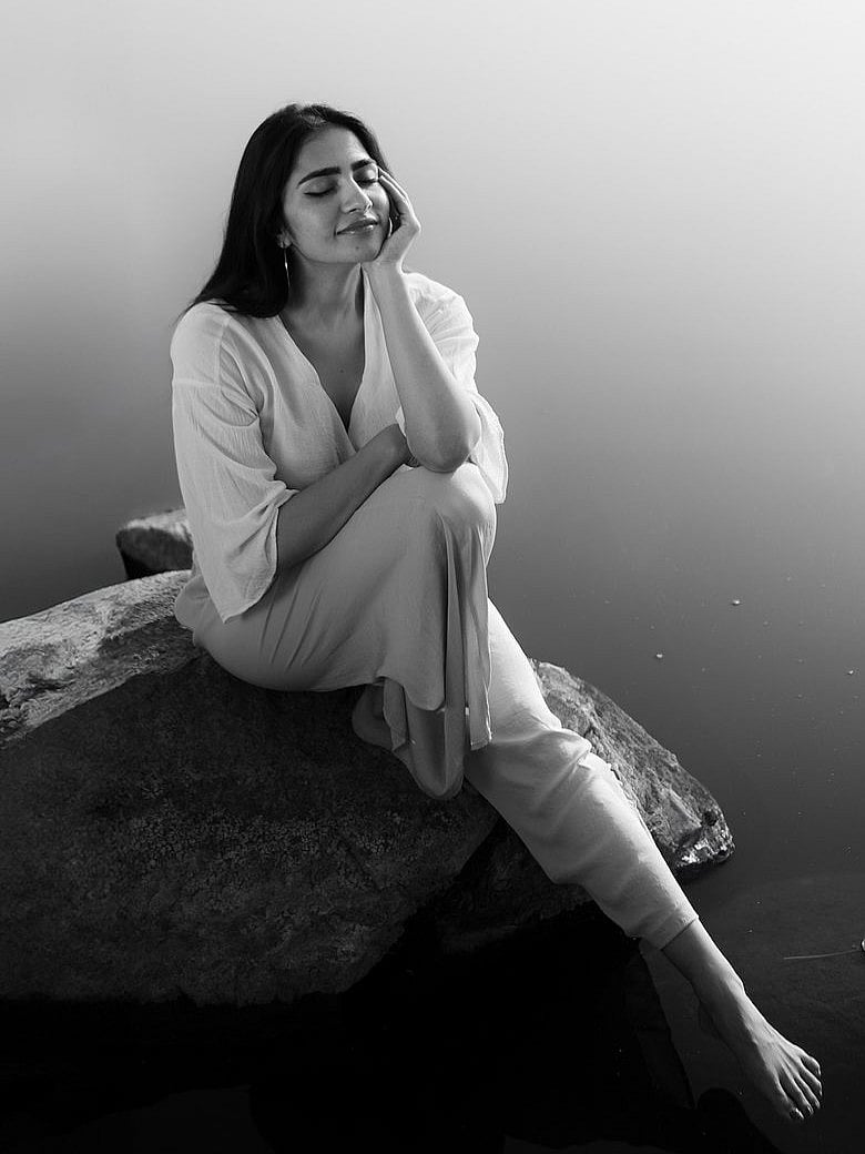 780x1040 Rukmini Vasanth's picture in nature take social media