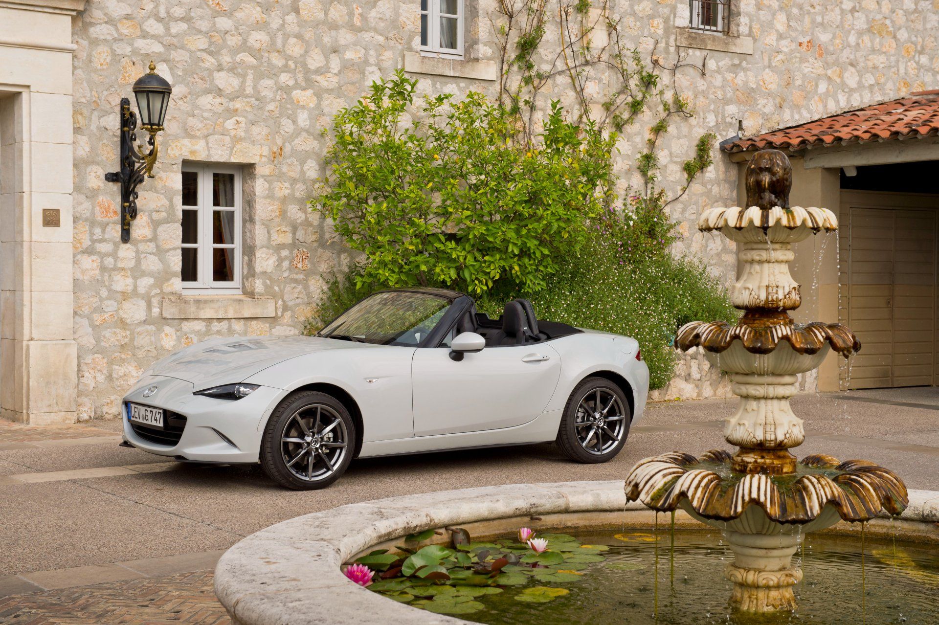 1920x1278 Stunning 4K Ultra HD Wallpaper Of The Mazda MX 5 White Carx2726